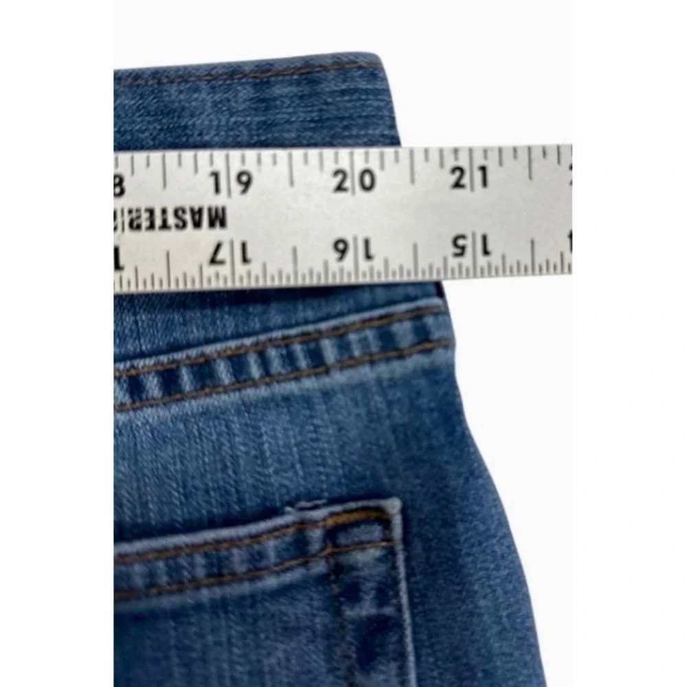 Carhartt Men's Size 42 x 30 Relaxed Fit Straight Leg Blue Denim Workwear Jeans